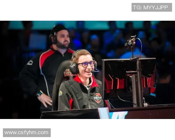 张秀英专访：从新手到职业选手的英雄联盟成长之路回顾